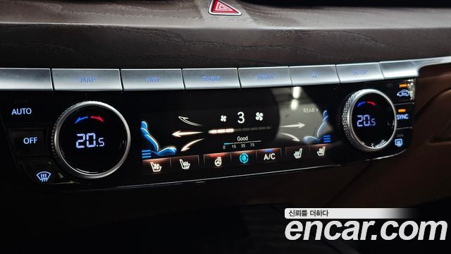 Genesis G80 2022 — photo 30
