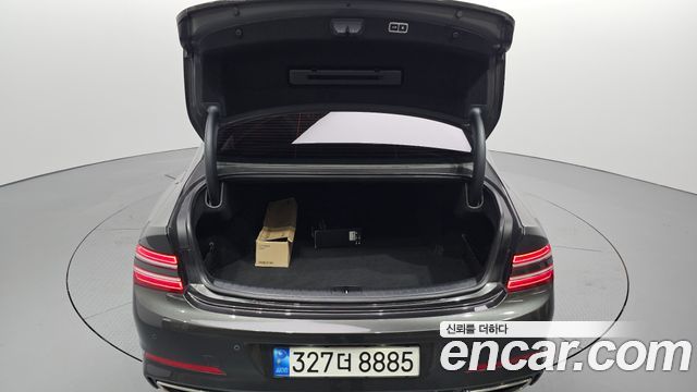 Genesis G80 2022 — photo 38