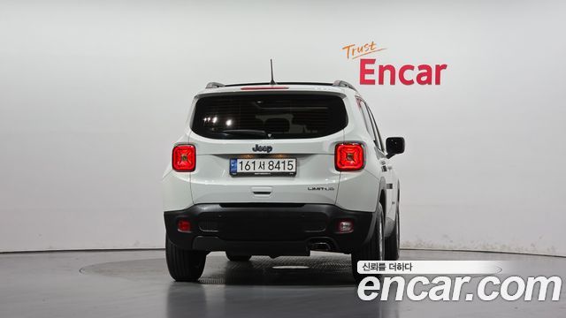 Jeep Renegade 2021 — photo 4