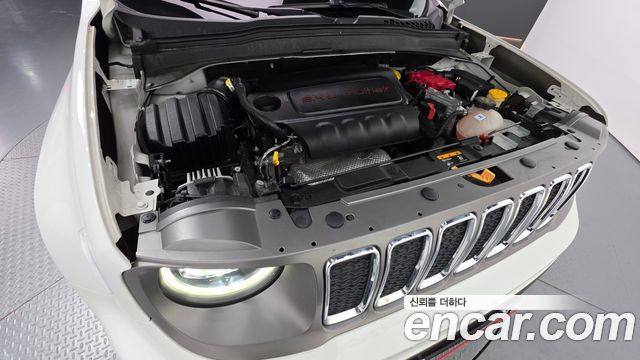 Jeep Renegade 2021 — photo 6
