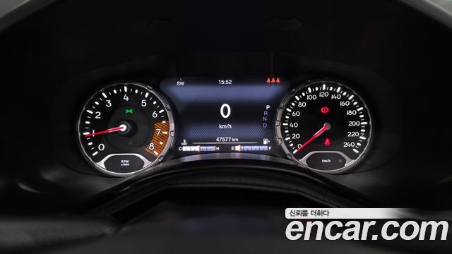 Jeep Renegade 2021 — photo 11