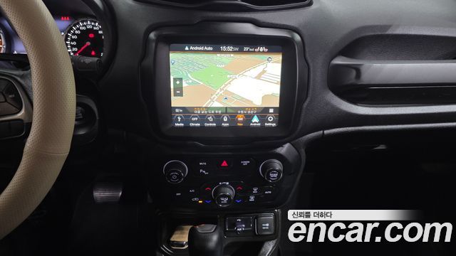 Jeep Renegade 2021 — photo 19