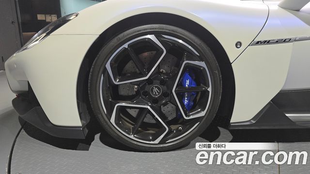 Maserati MC20 2022 — photo 5