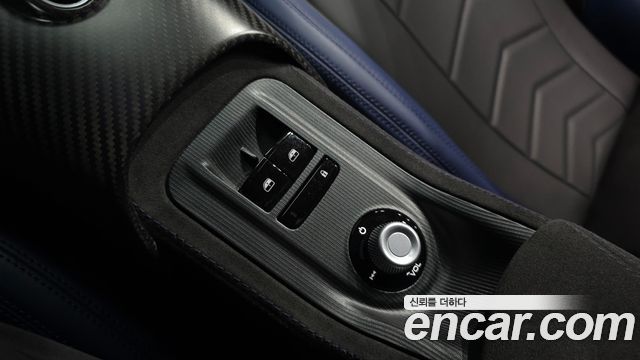Maserati MC20 2022 — photo 26