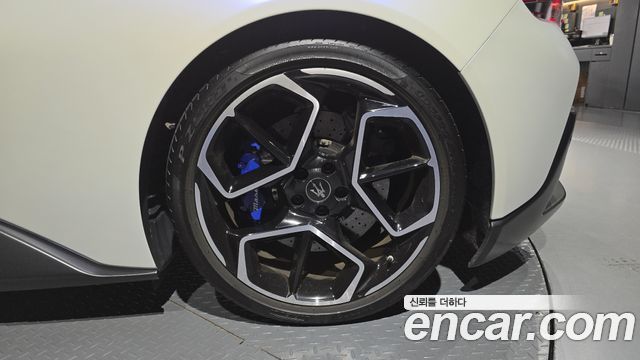 Maserati MC20 2022 — photo 7