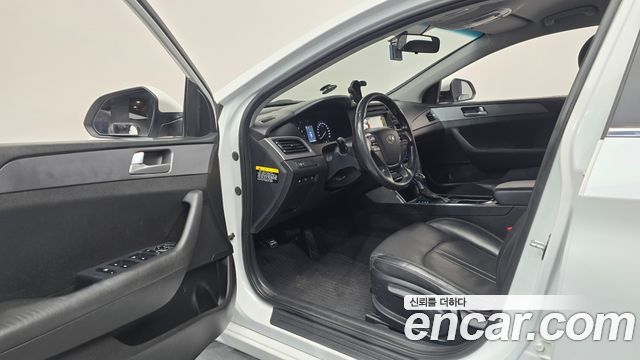 Hyundai Sonata 2017 — photo 10