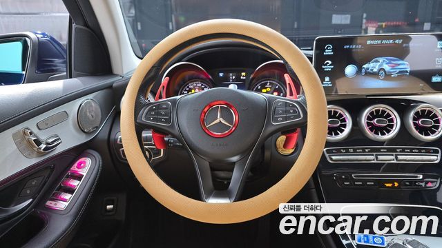 Mercedes-Benz GLC-Class 2018 — photo 19