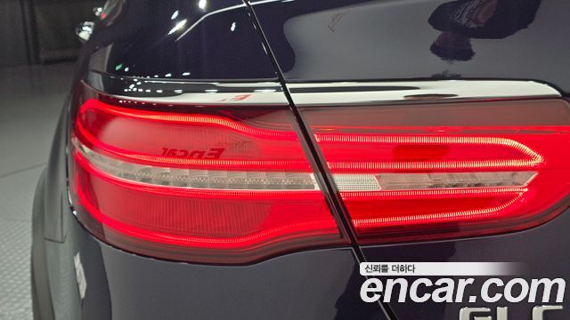 Mercedes-Benz GLC-Class 2018 — photo 9