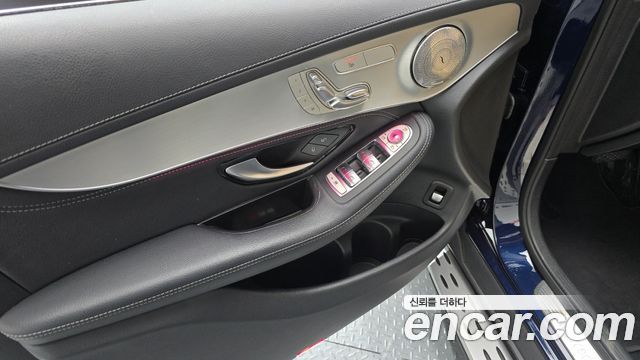 Mercedes-Benz GLC-Class 2018 — photo 14
