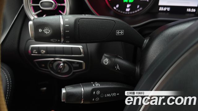 Mercedes-Benz GLC-Class 2018 — photo 28
