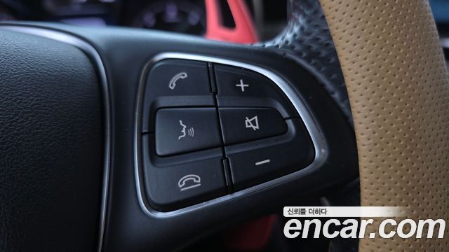 Mercedes-Benz GLC-Class 2018 — photo 31