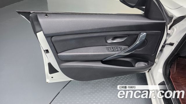 BMW Gran Turismo 2014 — photo 14