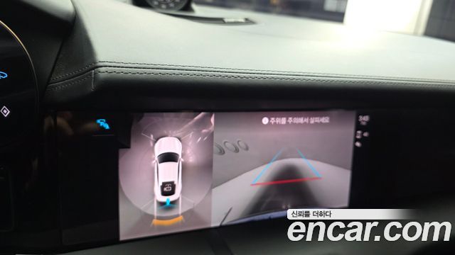 Porsche Taycan 2021 — photo 22