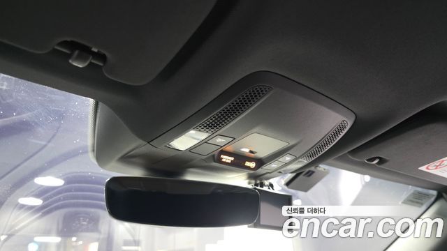Porsche Taycan 2021 — photo 30