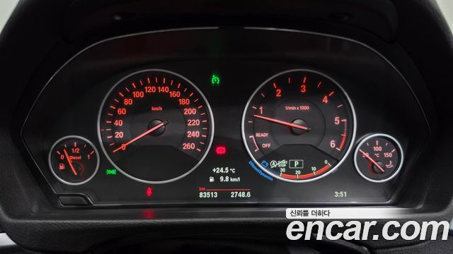 BMW 3-Series 2017 — photo 8