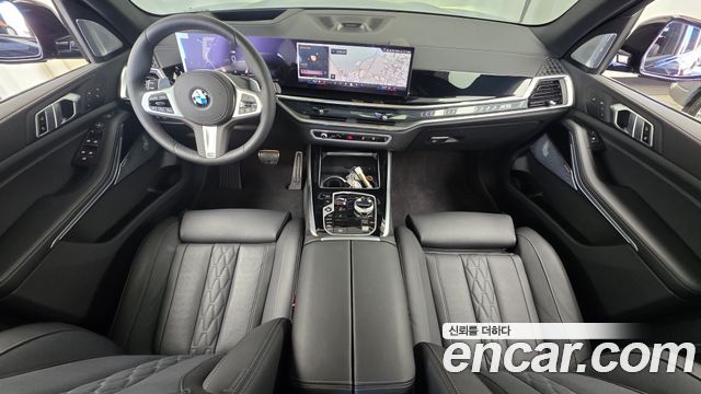 BMW X5 2026 — photo 10