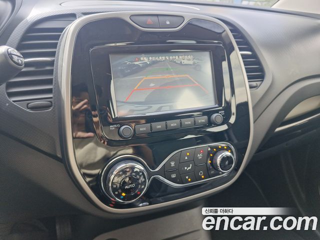 Renault Korea QM3 2016 — photo 11