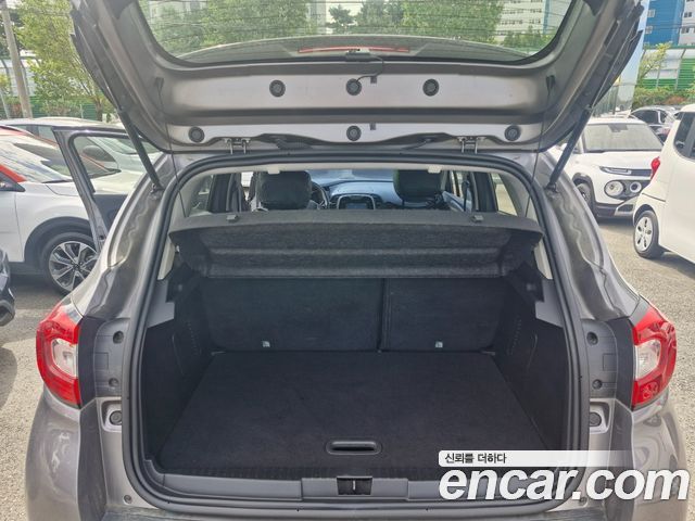 Renault Korea QM3 2016 — photo 17