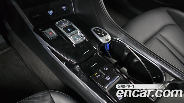 Hyundai Sonata 2022 — photo 9