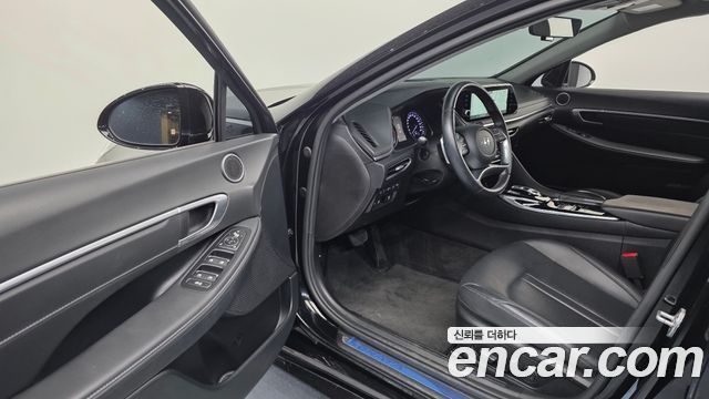 Hyundai Sonata 2022 — photo 10