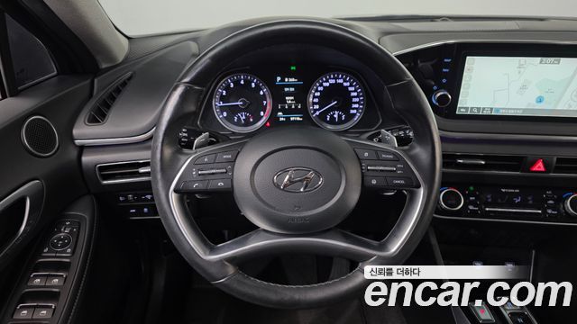 Hyundai Sonata 2022 — photo 14