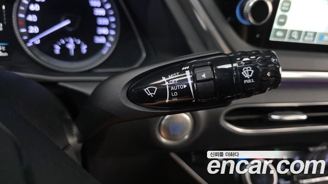 Hyundai Sonata 2022 — photo 19