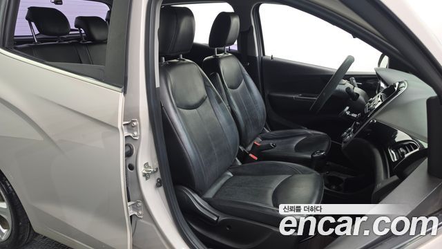 Chevrolet Korea Spark 2017 — photo 16