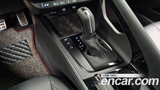 Hyundai AVANTE 2022 — photo 12