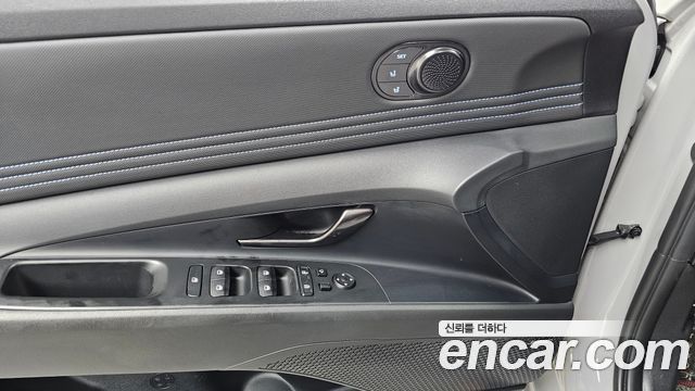 Hyundai AVANTE 2022 — photo 23