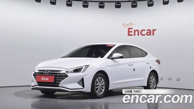 Hyundai AVANTE 2020 — photo 31