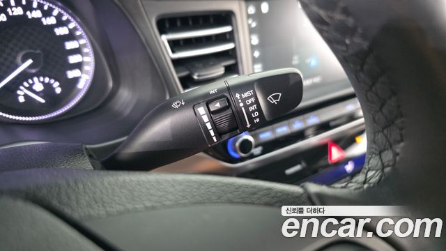 Hyundai AVANTE 2020 — photo 27