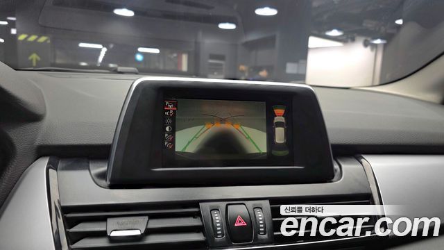 BMW 2-Series 2015 — photo 15