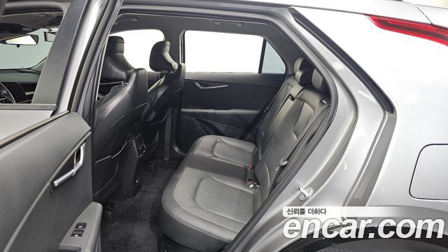Kia Niro 2023 — photo 11
