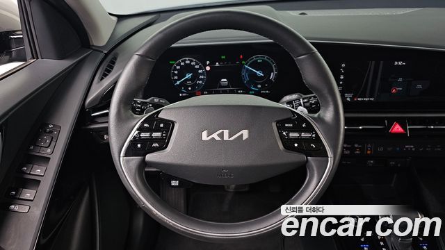 Kia Niro 2023 — photo 15