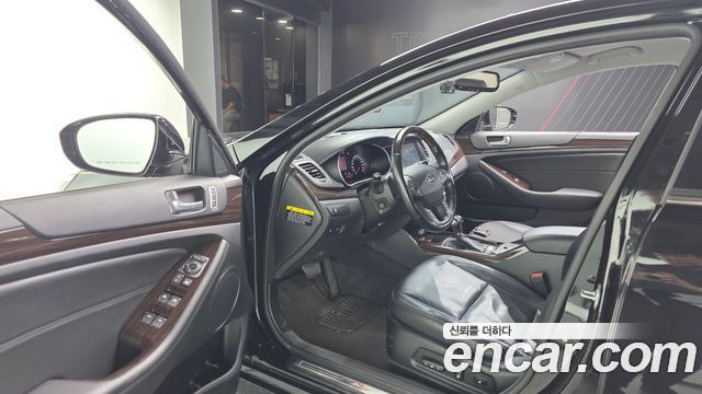 Kia K7 2016 — photo 10