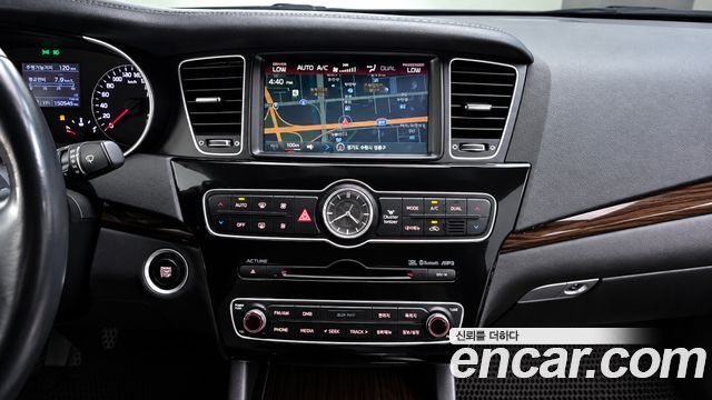 Kia K7 2016 — photo 14