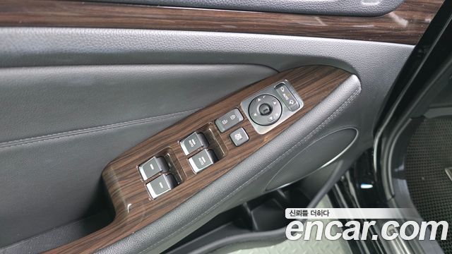Kia K7 2016 — photo 18