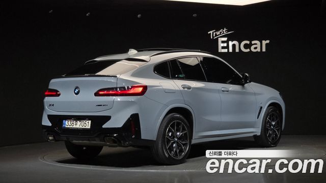 BMW X4 2022 — photo 2