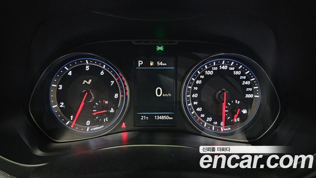 Hyundai Veloster 2021 — photo 11