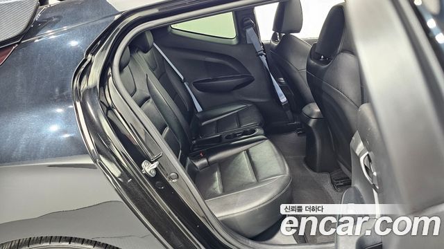 Hyundai Veloster 2021 — photo 17