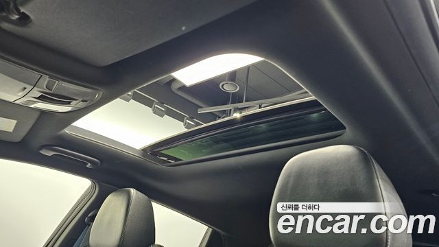Hyundai Veloster 2021 — photo 21