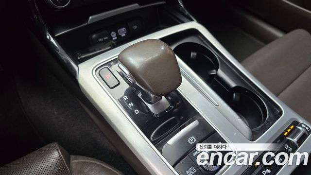 Kia Stinger 2018 — photo 12