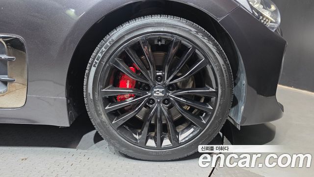 Kia Stinger 2018 — photo 7