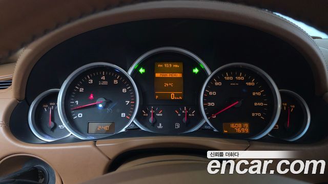 Porsche Cayenne 2009 — photo 8
