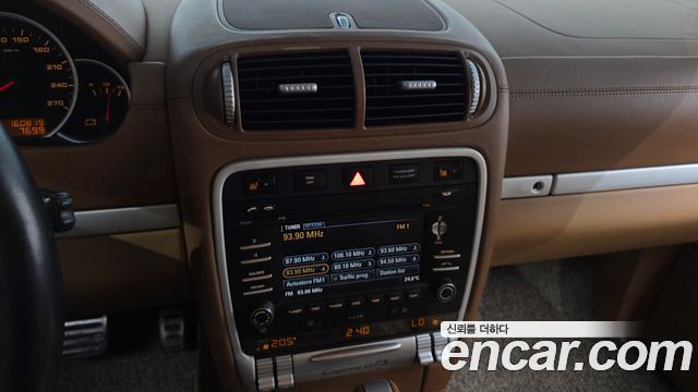 Porsche Cayenne 2009 — photo 14
