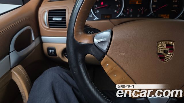 Porsche Cayenne 2009 — photo 17