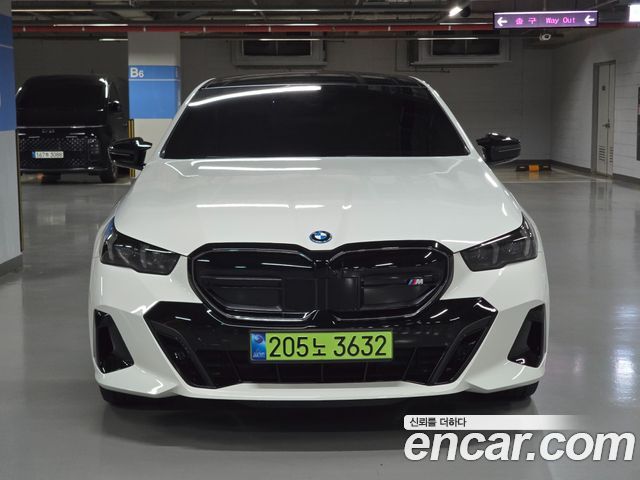 BMW i5 2026 — photo 2