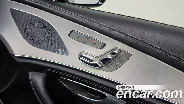 Mercedes-Benz CLS-Class 2019 — photo 27