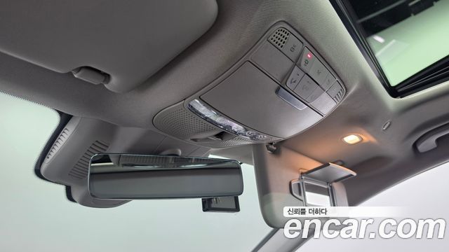 Mercedes-Benz CLS-Class 2019 — photo 28