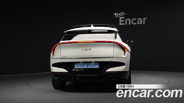 Kia EV6 2025 — photo 4